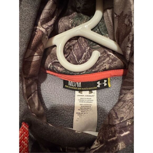Women’s under Armour storm camouflage hoodie - Picture 3 of 4